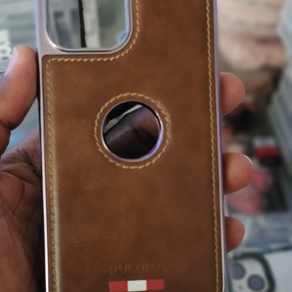 IPhone leather case - Picture 6 of 13
